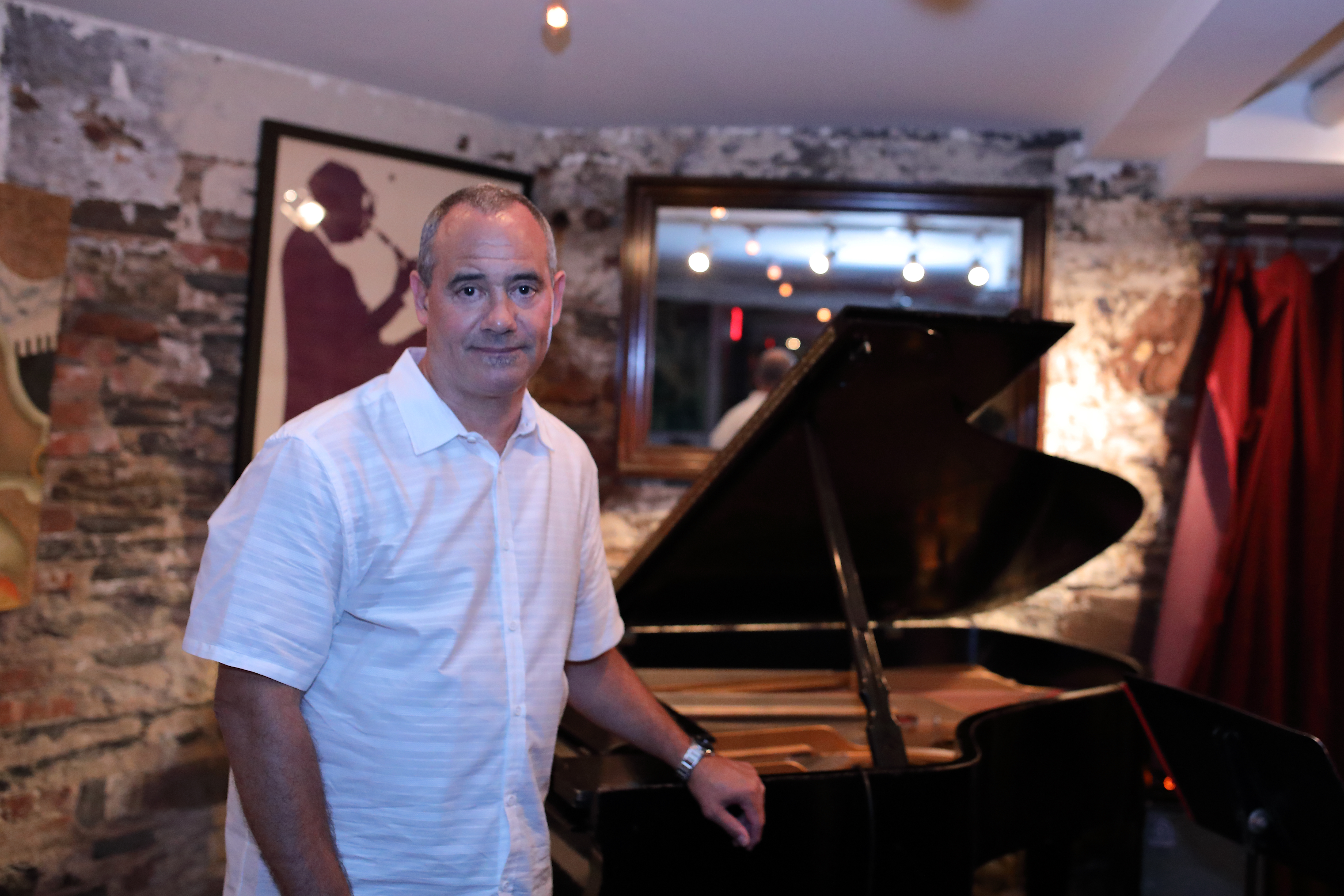 Artist Spotlight Greg Murphy